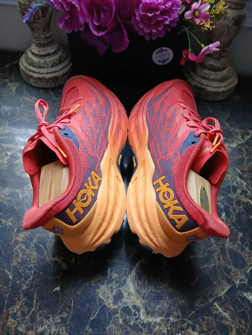 Hoka One Speedgoat 5 Trail Hiking/Athletic Training Shoes Size 9 Men/10.5 Women